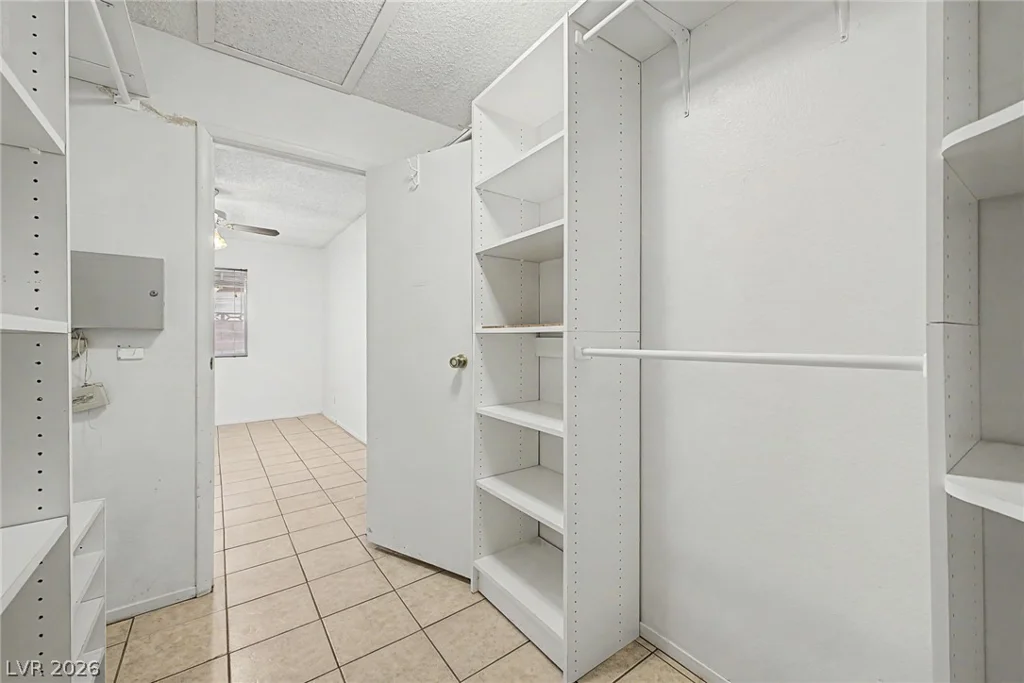 2112 Cameron, Las Vegas, NV 89102