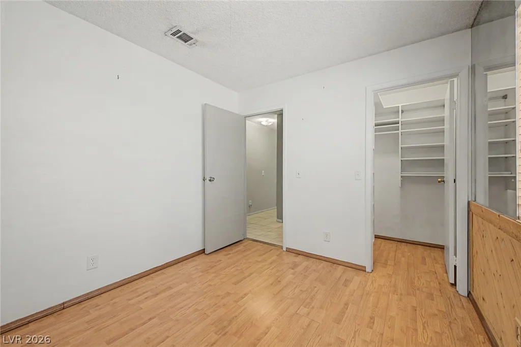 2112 Cameron, Las Vegas, NV 89102