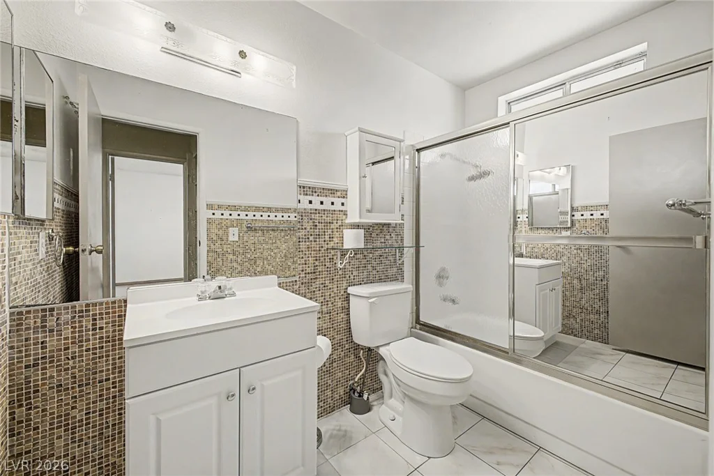 2112 Cameron, Las Vegas, NV 89102
