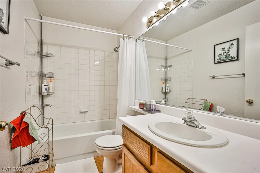 8465 Lodge Haven, Las Vegas, NV 89123