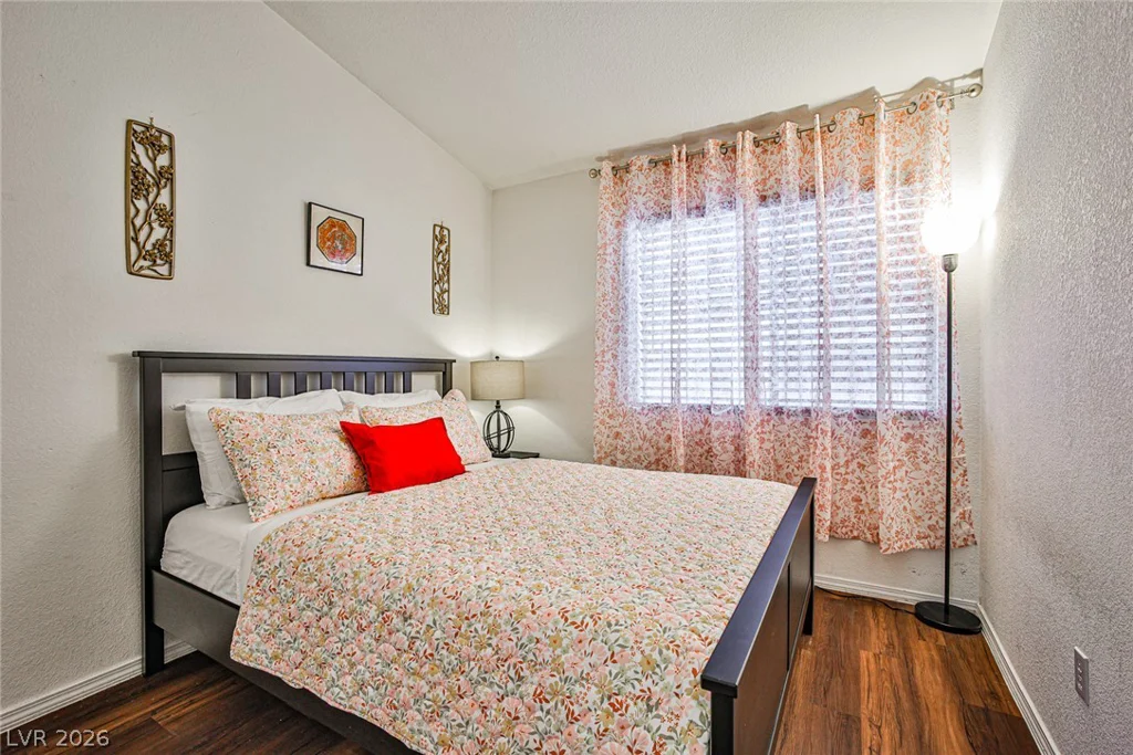 8465 Lodge Haven, Las Vegas, NV 89123