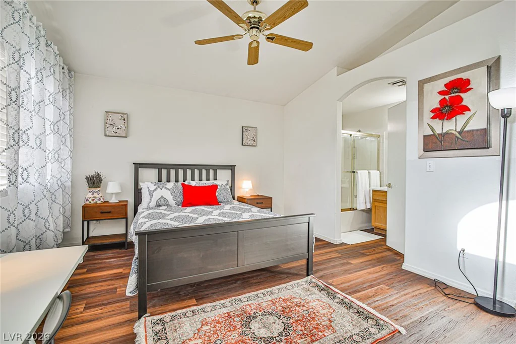 8465 Lodge Haven, Las Vegas, NV 89123