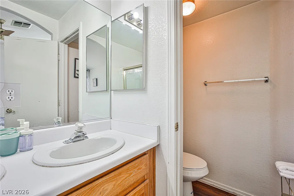 8465 Lodge Haven, Las Vegas, NV 89123