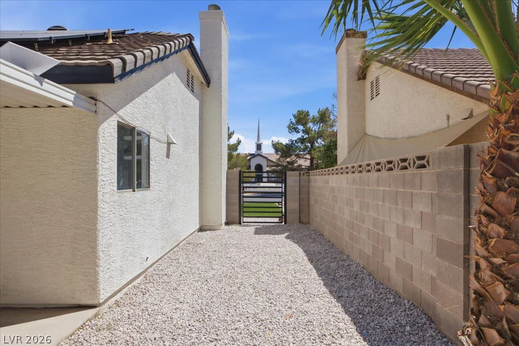 1707 Foxglove, Las Vegas, NV 89142