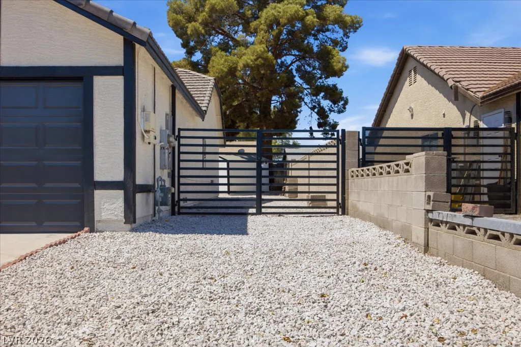1707 Foxglove, Las Vegas, NV 89142