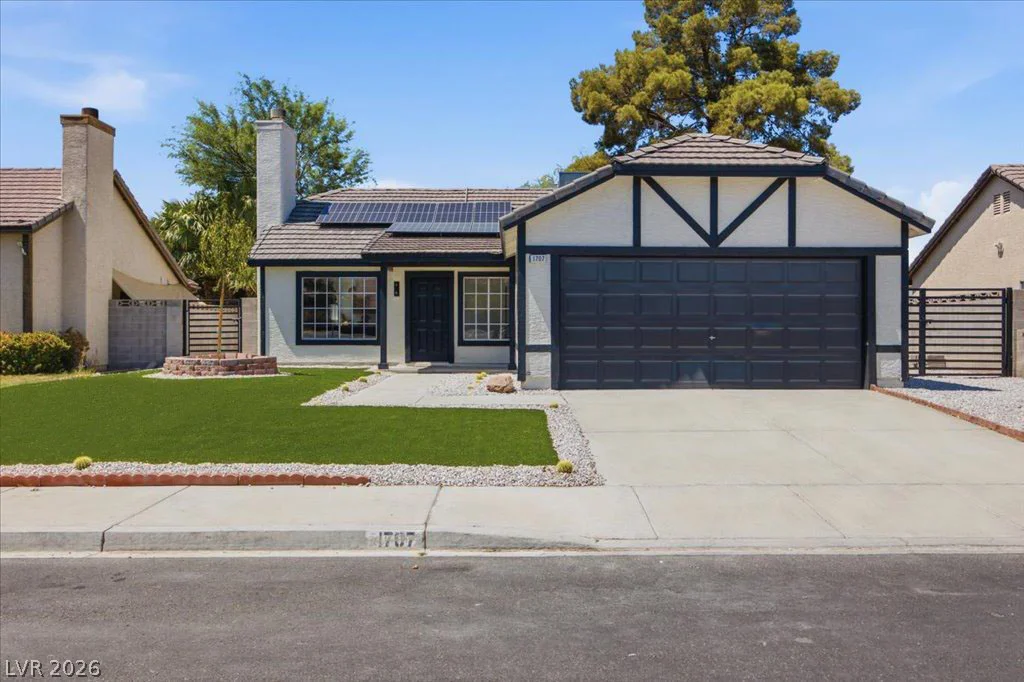1707 Foxglove, Las Vegas, NV 89142