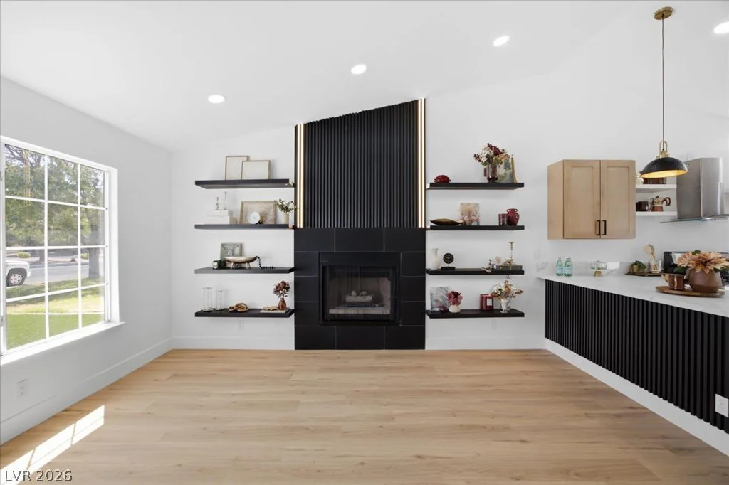 1707 Foxglove, Las Vegas, NV 89142