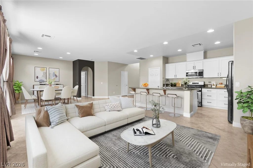 7568 Stray Horse, Las Vegas, NV 89113