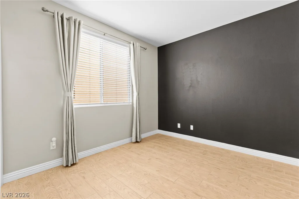 7568 Stray Horse, Las Vegas, NV 89113