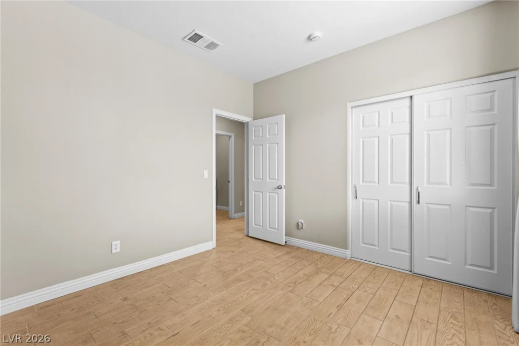 7568 Stray Horse, Las Vegas, NV 89113