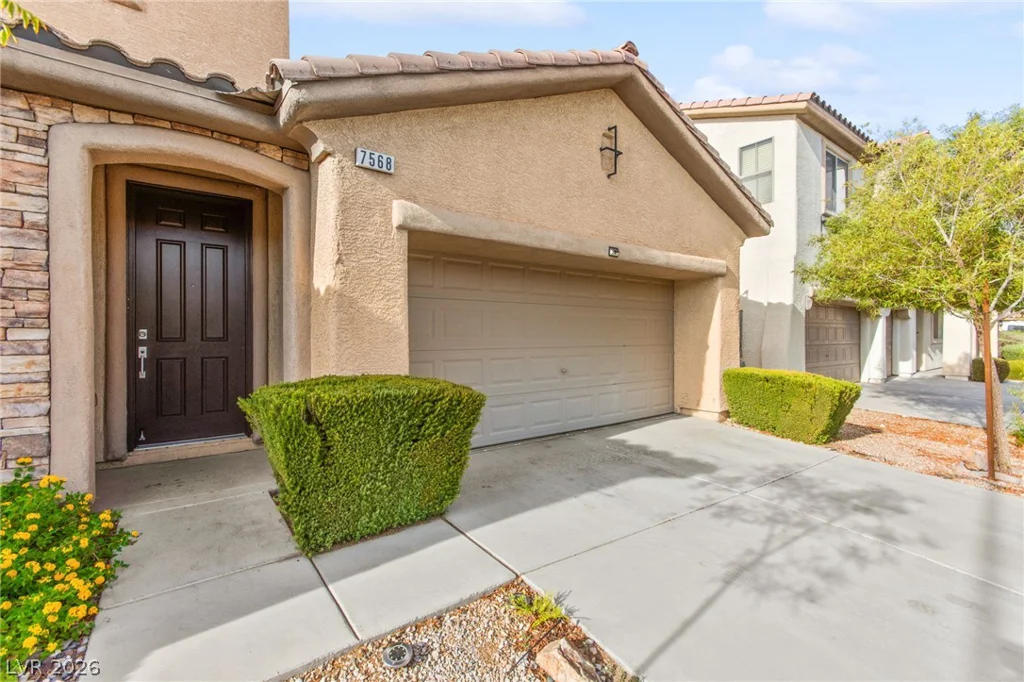 7568 Stray Horse, Las Vegas, NV 89113
