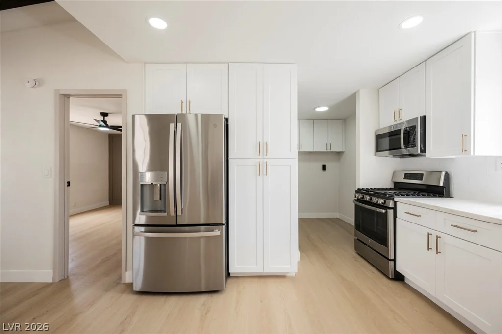2774 Rainer, Las Vegas, NV 89142