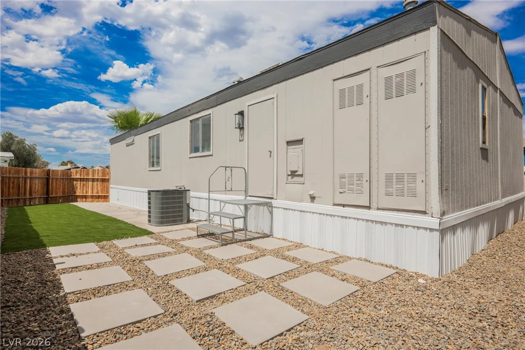 2774 Rainer, Las Vegas, NV 89142
