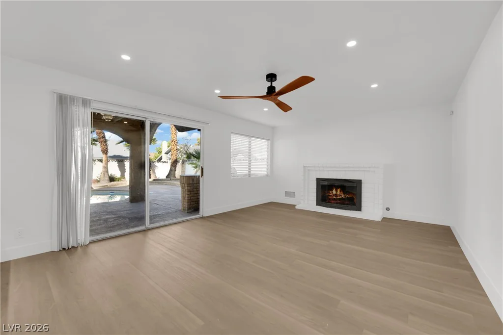 4687 Hackamore, Las Vegas, NV 89103