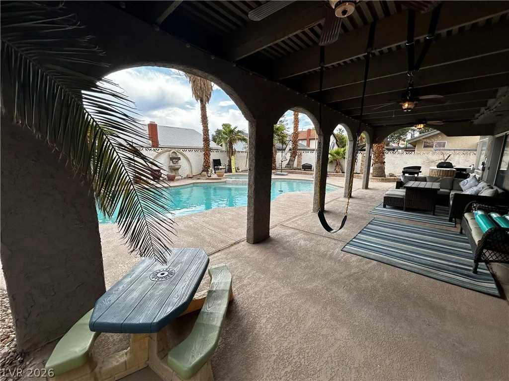 4687 Hackamore, Las Vegas, NV 89103