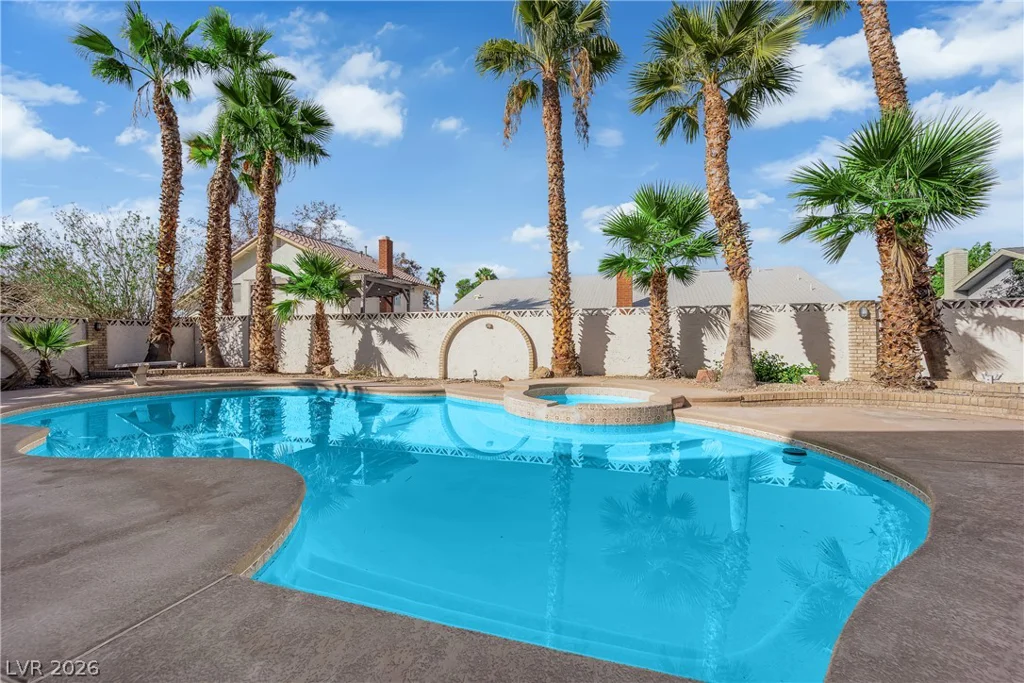 4687 Hackamore, Las Vegas, NV 89103