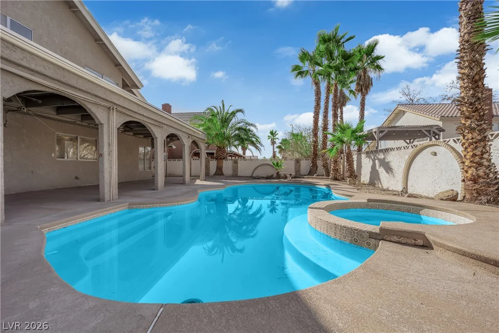 4687 Hackamore, Las Vegas, NV 89103