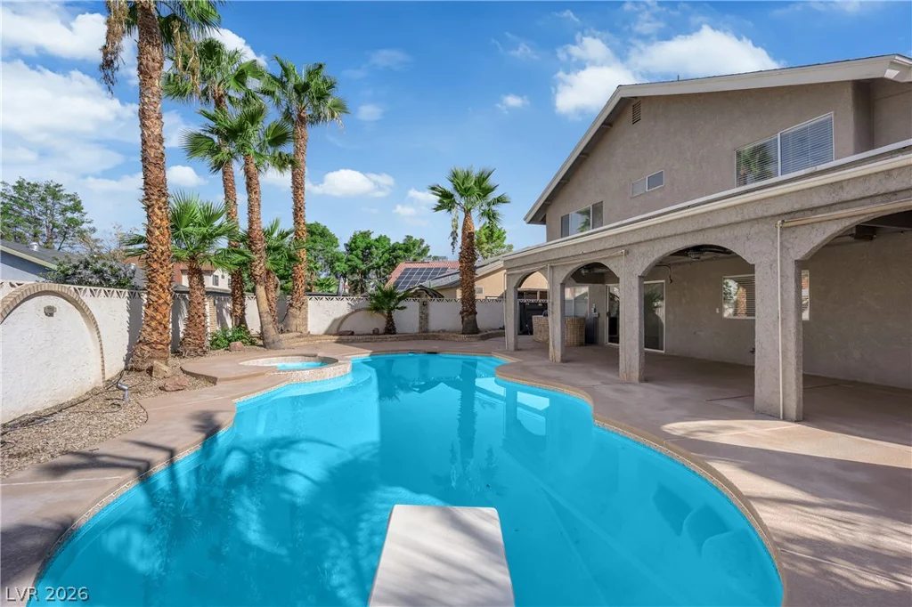 4687 Hackamore, Las Vegas, NV 89103