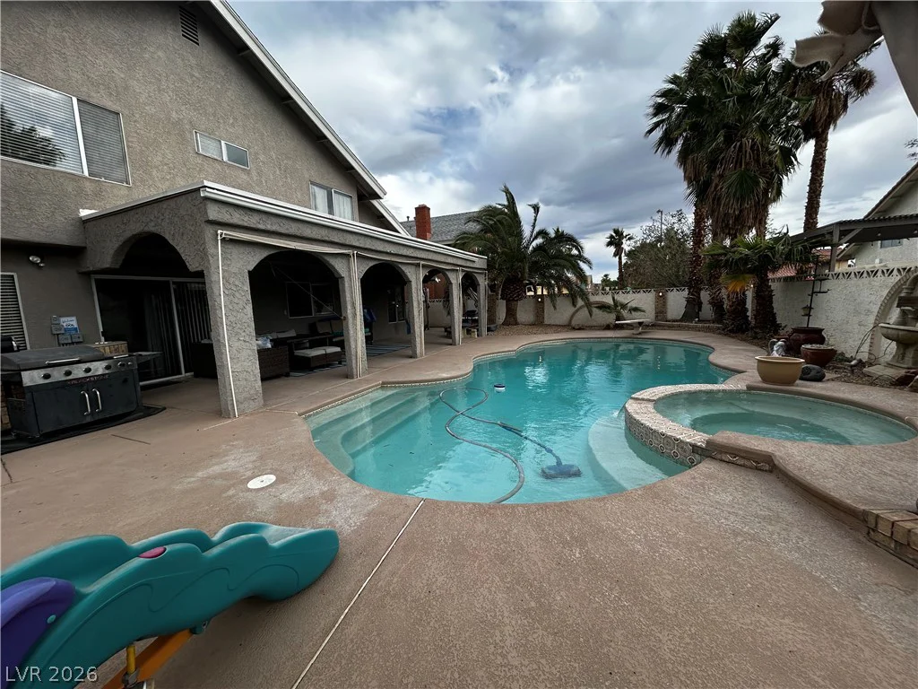 4687 Hackamore, Las Vegas, NV 89103