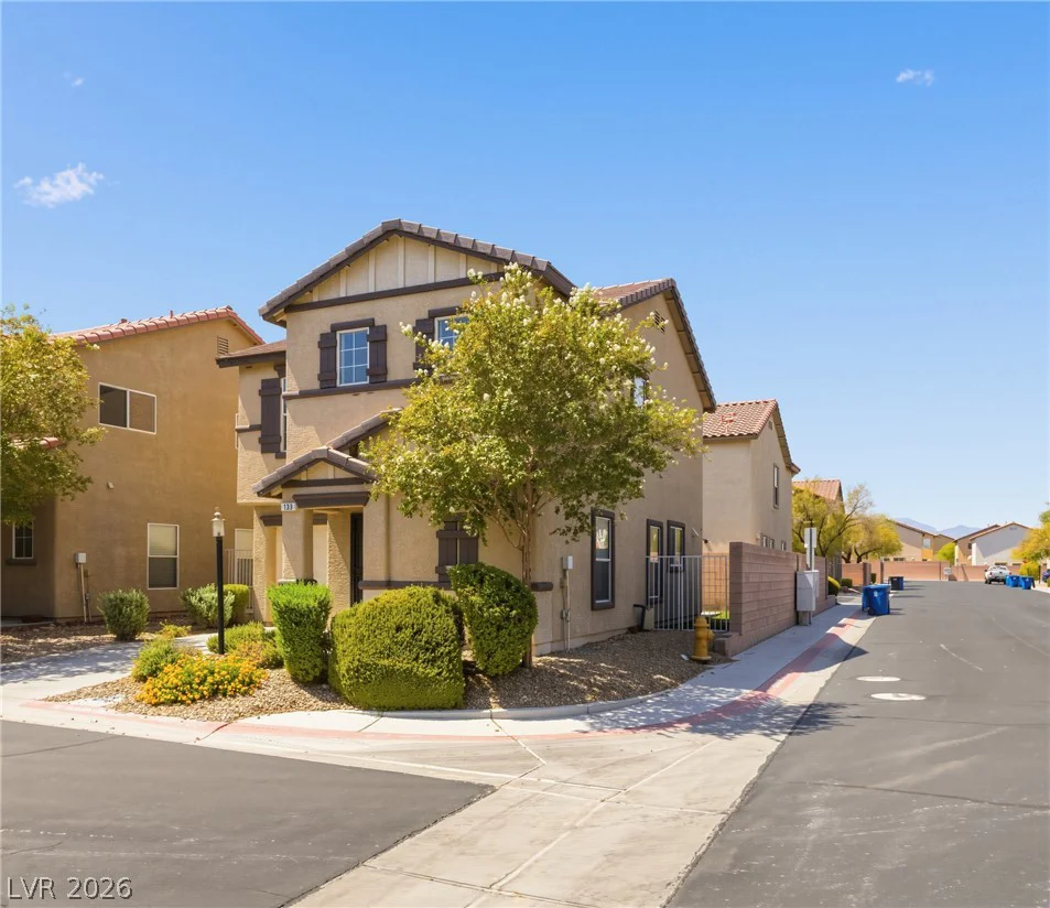 139 Trumphet Lilly, Las Vegas, NV 89183