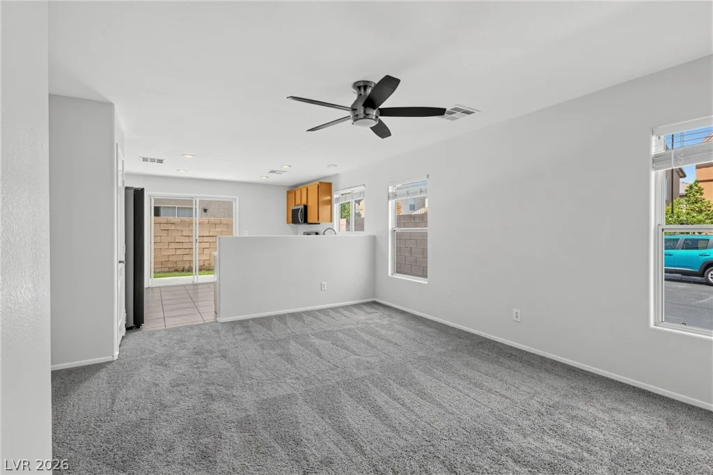 139 Trumphet Lilly, Las Vegas, NV 89183