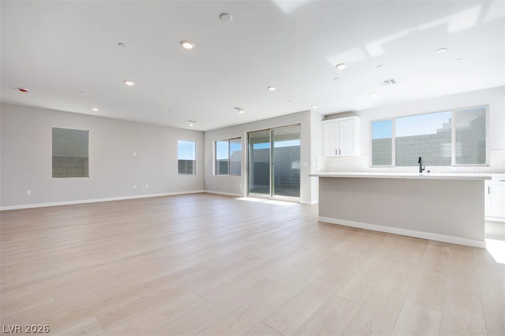 10473 Mountain Aster, Las Vegas, NV 89166