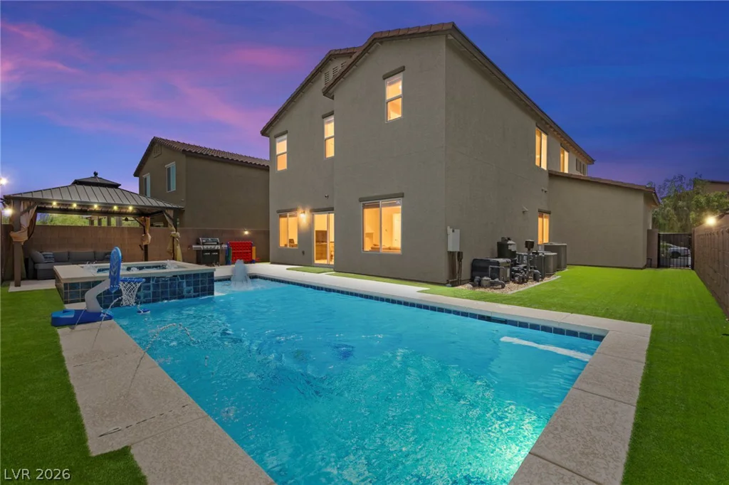 950 Willow Berry, North Las Vegas, NV 89032