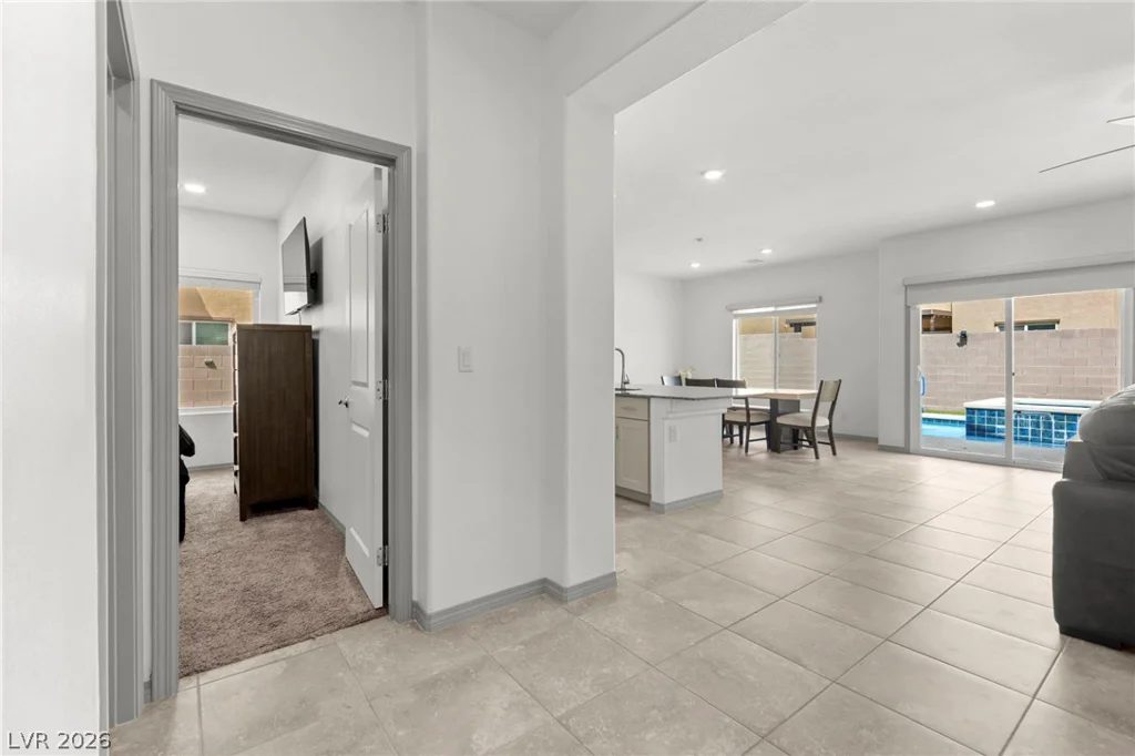 950 Willow Berry, North Las Vegas, NV 89032