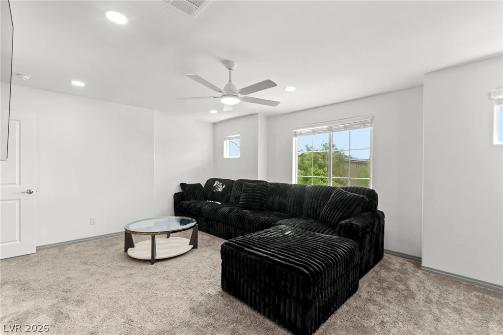 950 Willow Berry, North Las Vegas, NV 89032