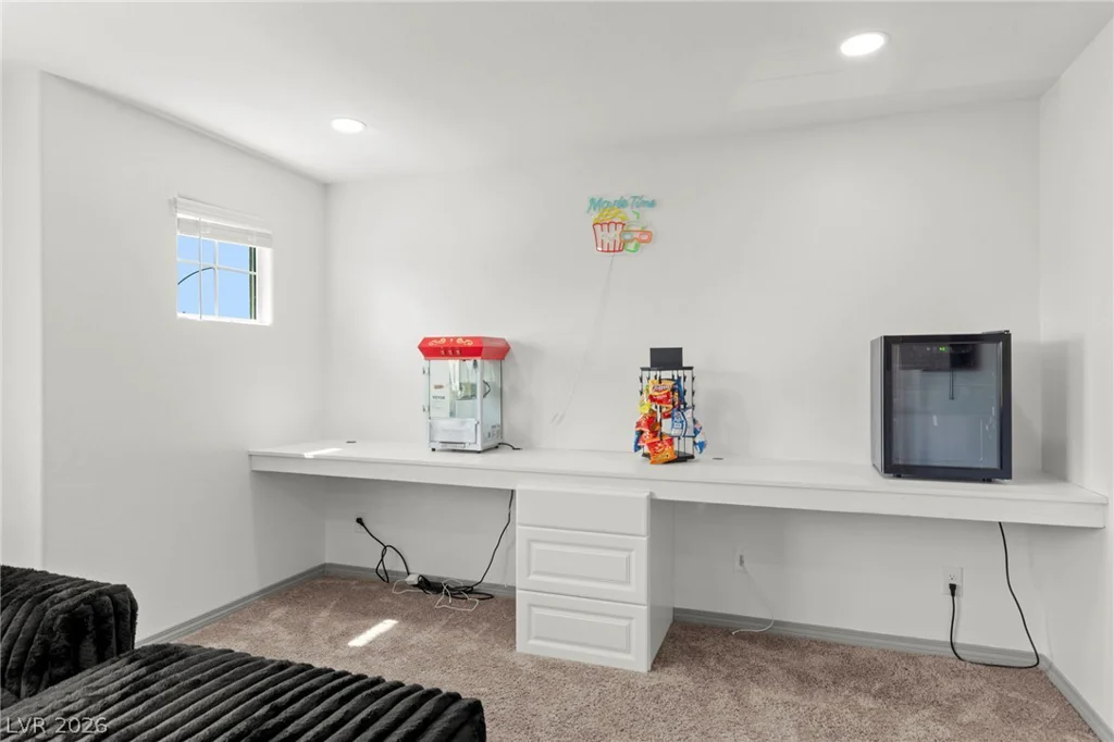 950 Willow Berry, North Las Vegas, NV 89032