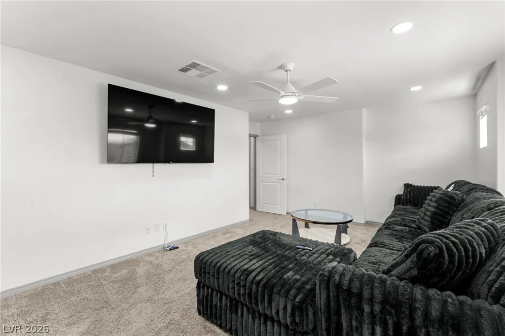 950 Willow Berry, North Las Vegas, NV 89032