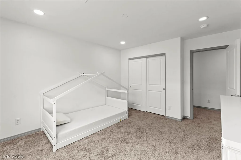 950 Willow Berry, North Las Vegas, NV 89032