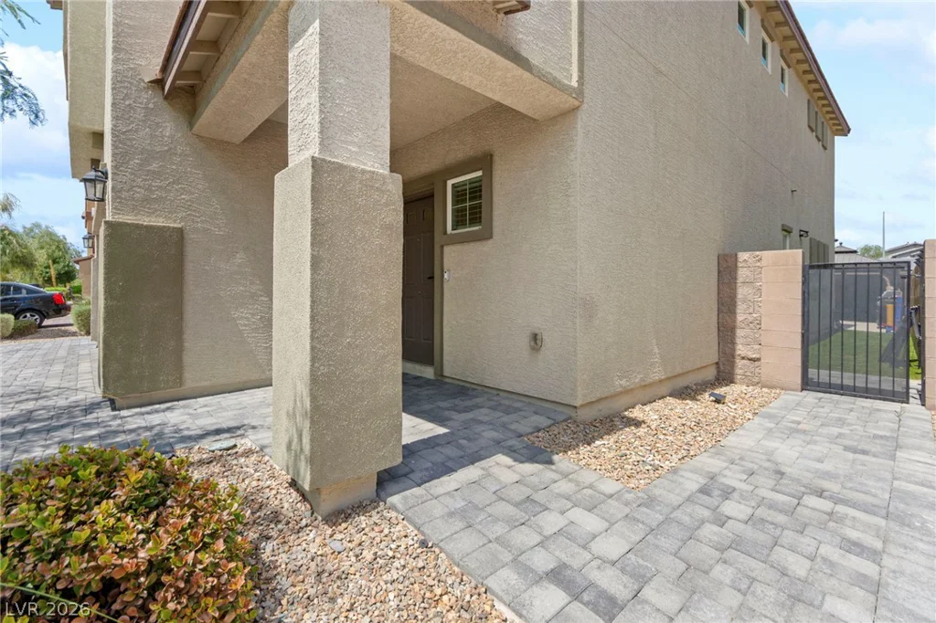 950 Willow Berry, North Las Vegas, NV 89032