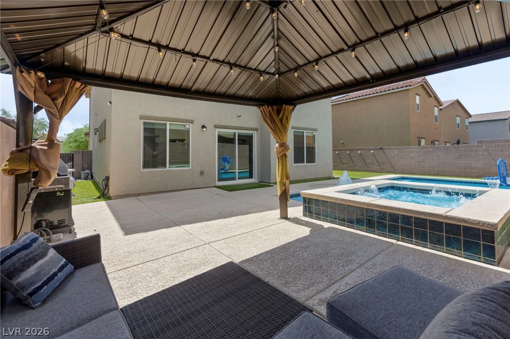 950 Willow Berry, North Las Vegas, NV 89032