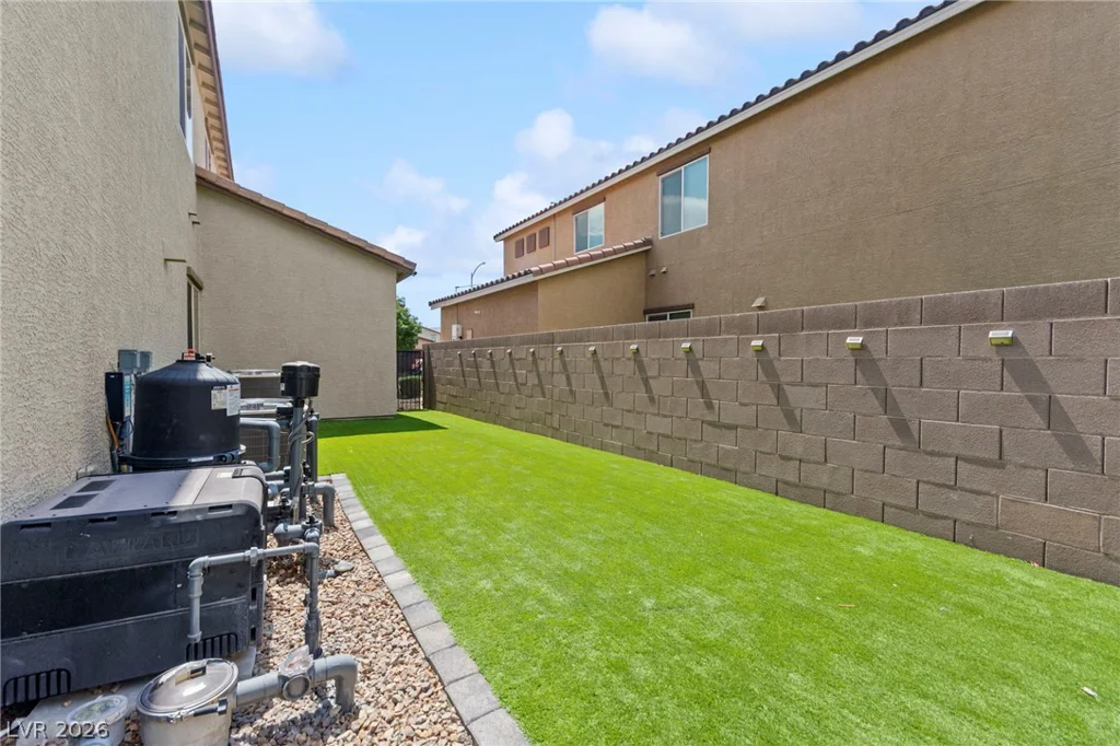 950 Willow Berry, North Las Vegas, NV 89032