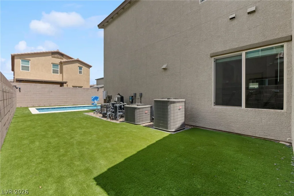 950 Willow Berry, North Las Vegas, NV 89032