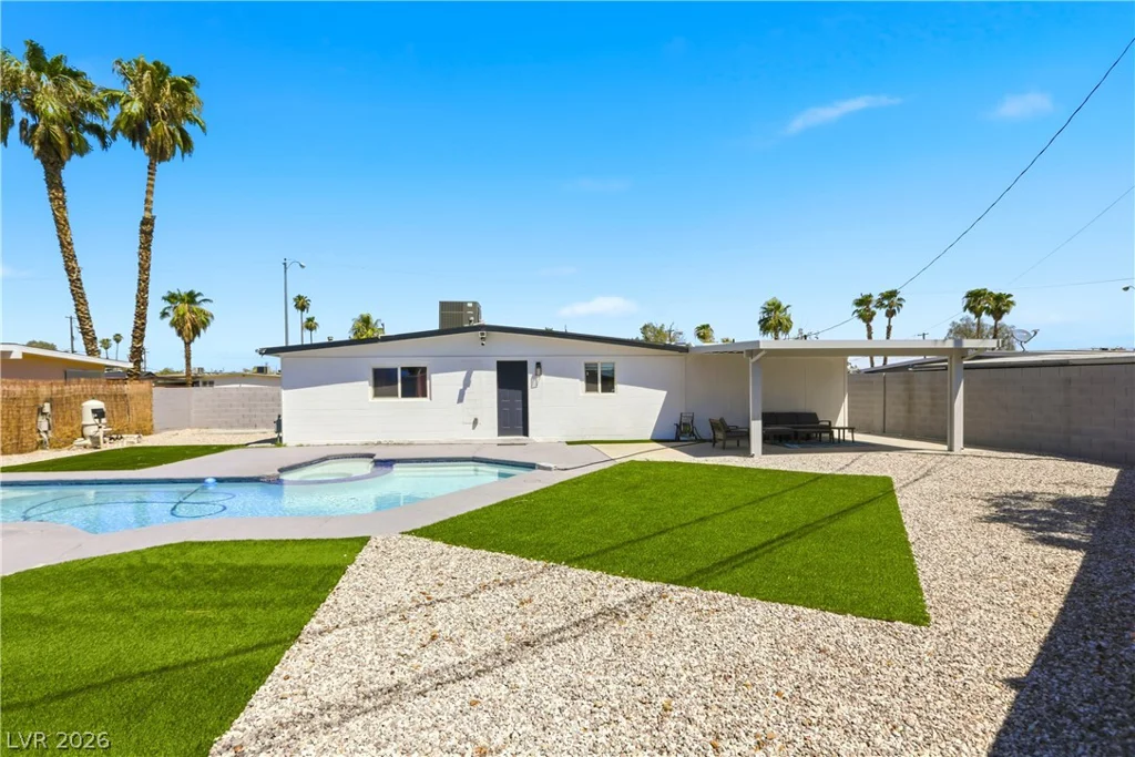 1945 Palma Vista, Las Vegas, NV 89169