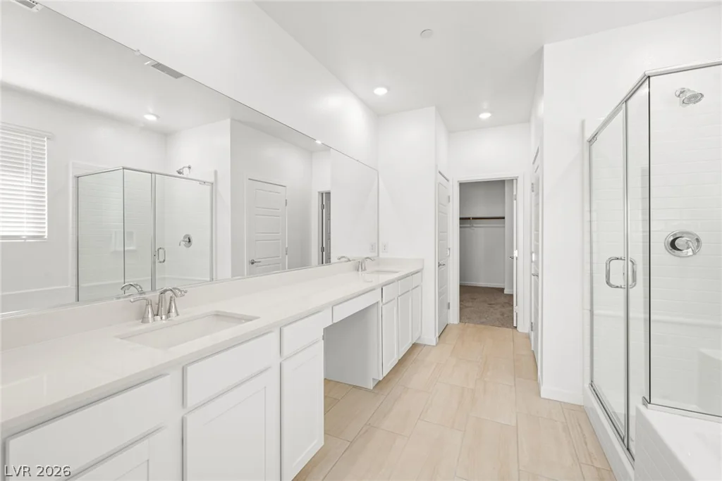 1552 Luca Mountain, Henderson, NV 89011