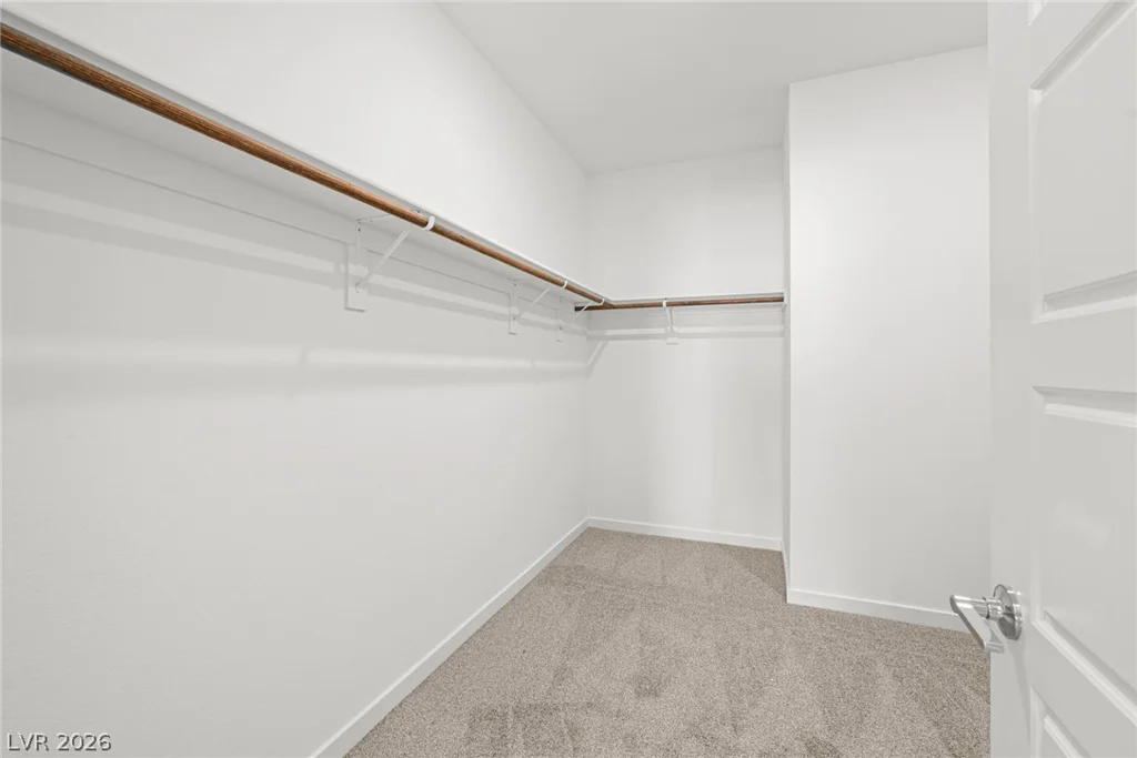 1552 Luca Mountain, Henderson, NV 89011