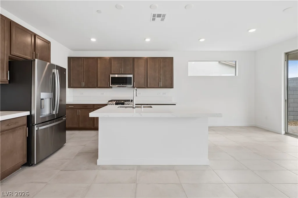 10457 Mountain Aster, Las Vegas, NV 89166