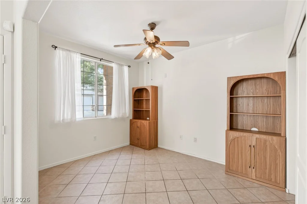 9901 Trailwood, Las Vegas, NV 89134