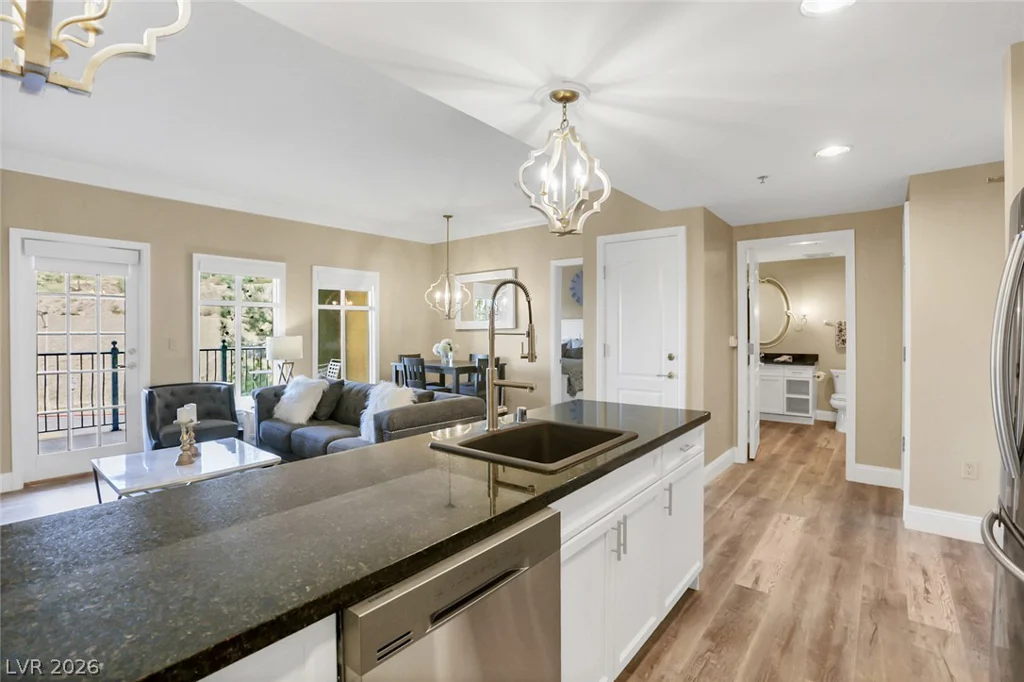 30 Strada Di Villaggio, Henderson, NV 89011