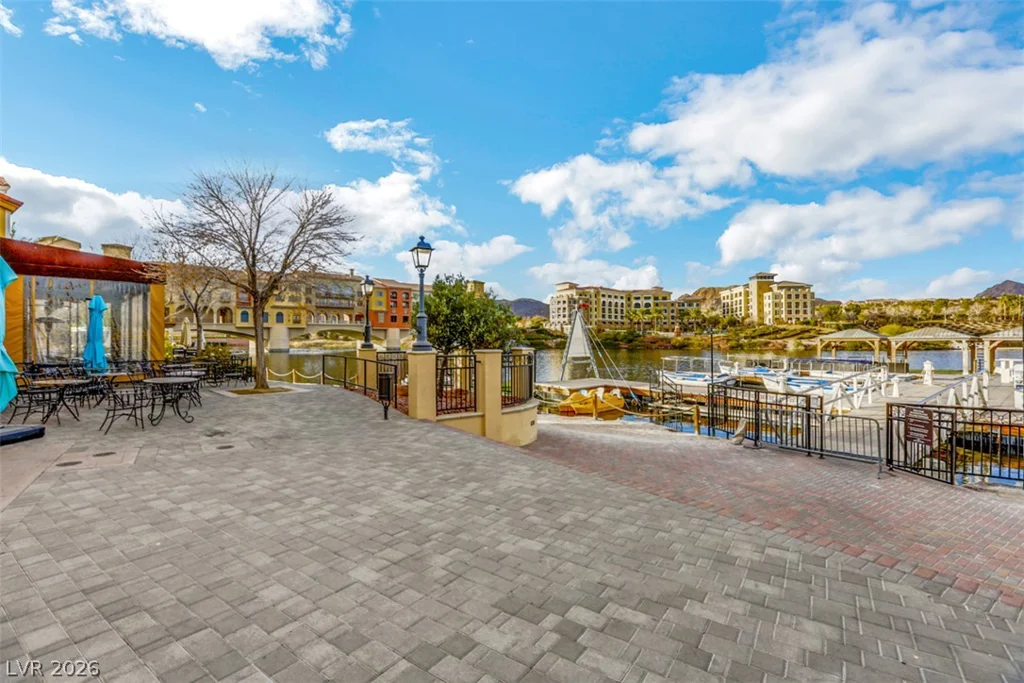 30 Strada Di Villaggio, Henderson, NV 89011
