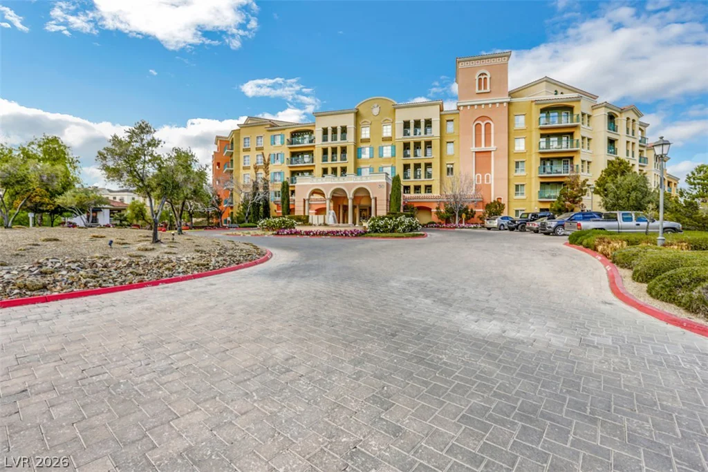 30 Strada Di Villaggio, Henderson, NV 89011