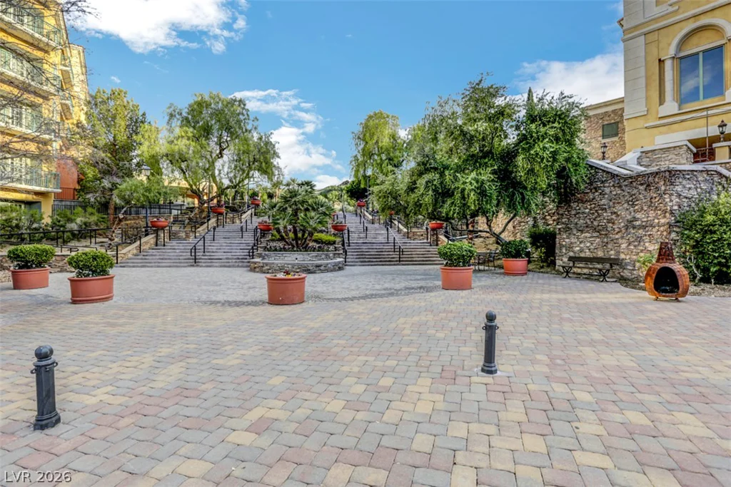 30 Strada Di Villaggio, Henderson, NV 89011