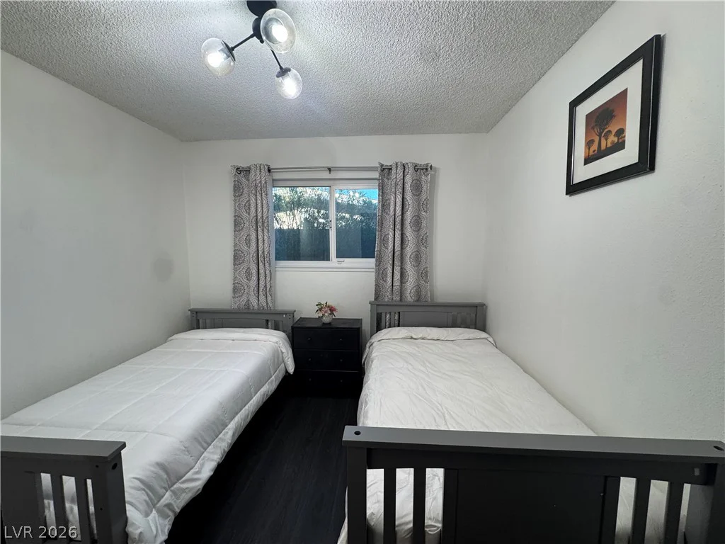 6536 Aberdeen, Las Vegas, NV 89107
