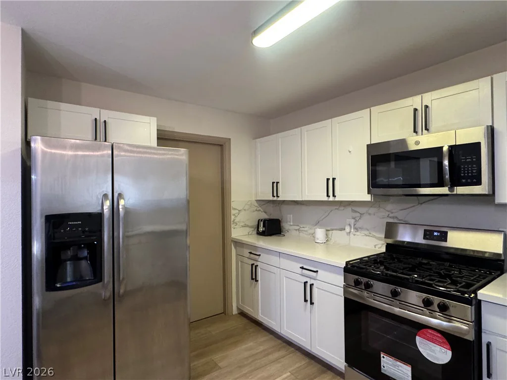 6536 Aberdeen, Las Vegas, NV 89107