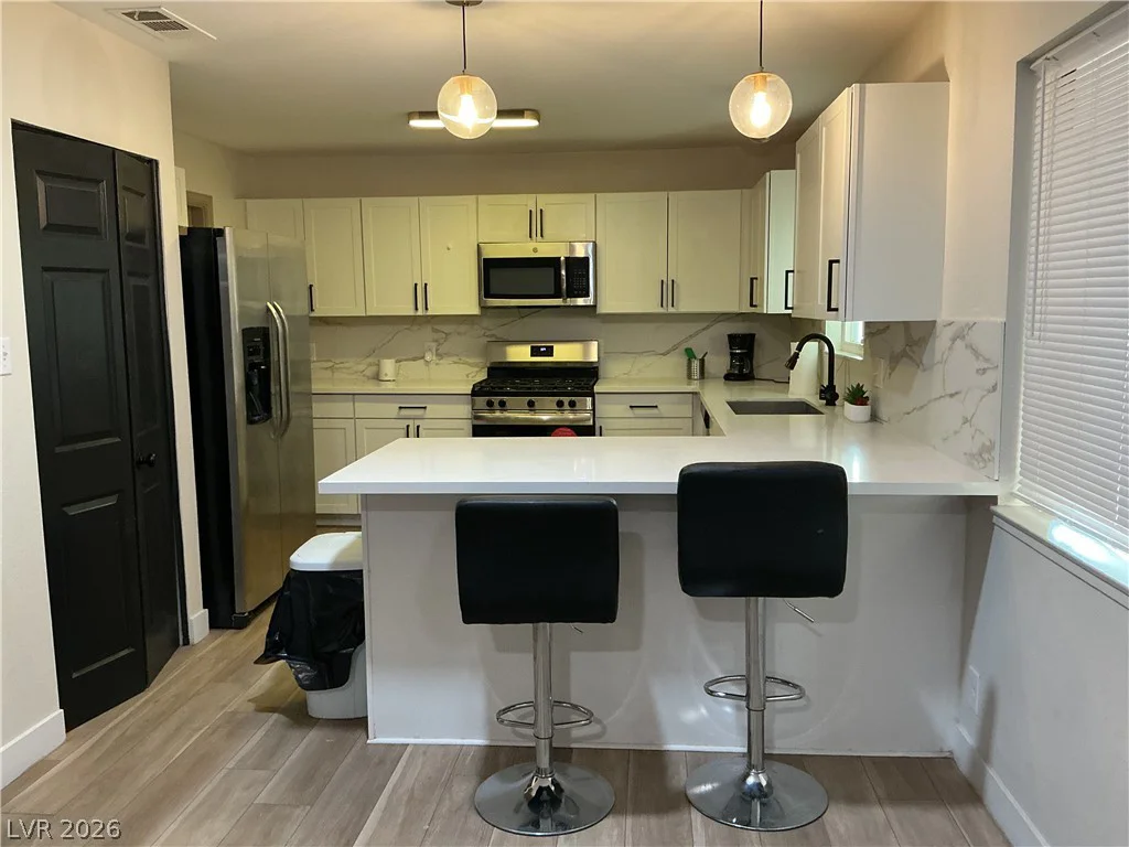 6536 Aberdeen, Las Vegas, NV 89107