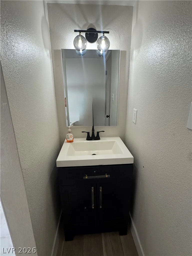 6536 Aberdeen, Las Vegas, NV 89107