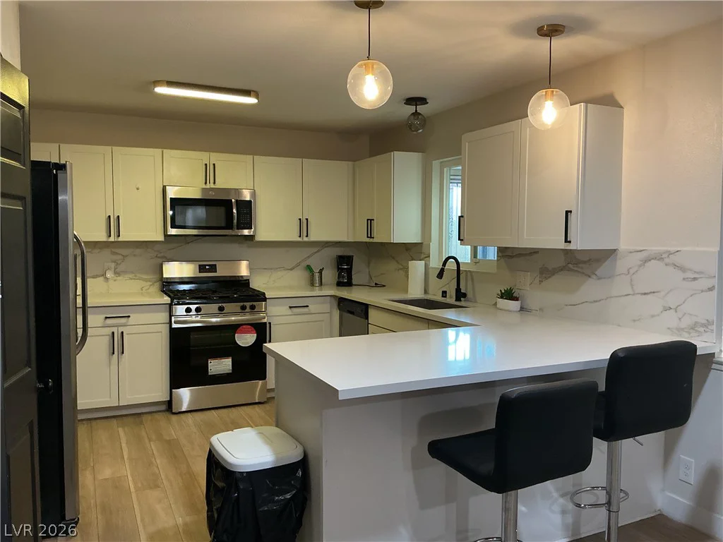 6536 Aberdeen, Las Vegas, NV 89107